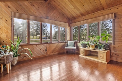 N53W35963 W Lake Dr, Oconomowoc, WI 53066 - photo 5