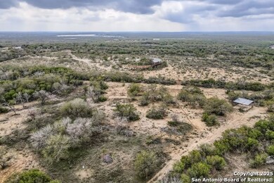 8 Moursund Blvd, San Antonio, TX 78221 - photo 6