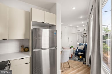 4921 Chester Ave unit 2O2, Philadelphia, PA 19143 - photo 7