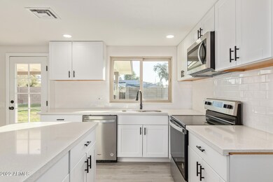 2011 N Central Dr, Chandler, AZ 85224 - photo 4