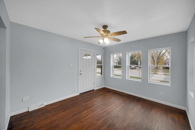 523 W 3rd St, Hobart, IN 46342 - photo 5