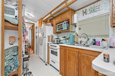 2026 Dogwood Dr, Sumas, WA 98295 - photo 4