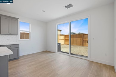 2213 Delta View Ave, Sacramento, CA 95832 - photo 5