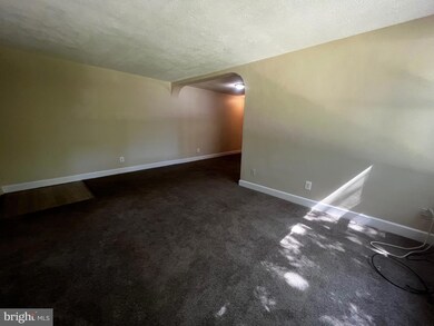 510 Ridge Rd SE unit 304, Washington, DC 20019 - photo 4