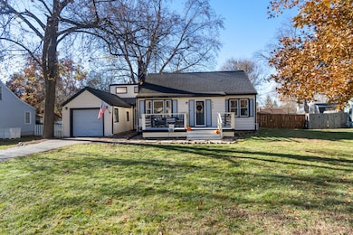 840 Springcrest Blvd, Jackson, MI 49203 - photo 2