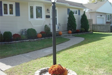 16 Regency Ct, Buffalo, NY 14226 - photo 2