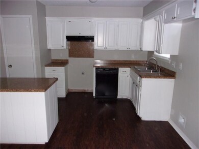 6509 Cherokee Dr, Warr Acres, OK 73132 - photo 3