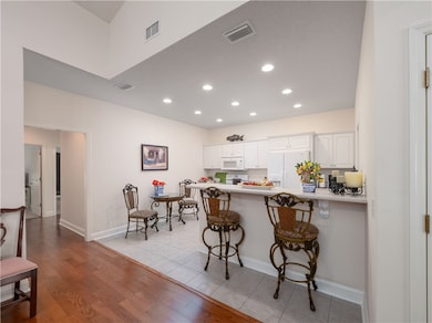 204 Peppertree Crossing Ave, Brunswick, GA 31525 - photo 7