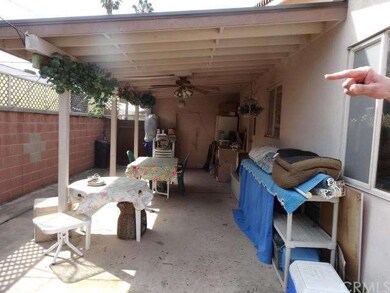 Covered Patio with ceiling fan