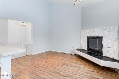 02-Living Room_ELI01080-Edit