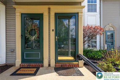 FRONT DOOR (RIGHT)