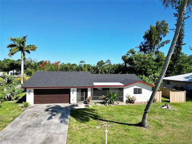 2461 Woodland Cir, Fort Myers, FL 33907 - photo 2