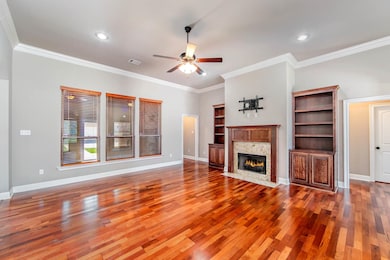 338 Sugar Land St, Houma, LA 70364 - photo 2