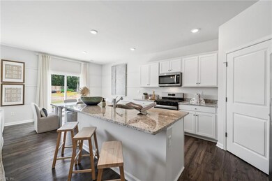 126 Gallop Way, Yorktown, VA 23690 - photo 3