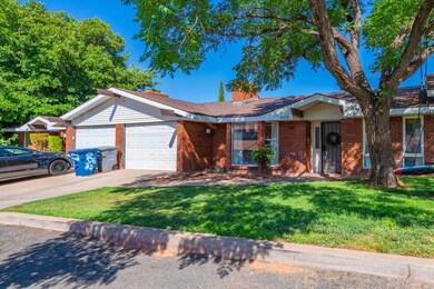 576 Diagonal St UNIT 2-004