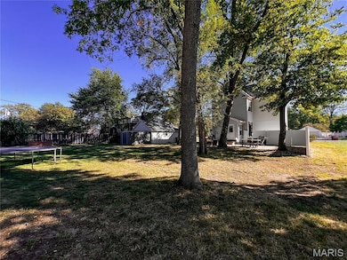 951 10th St, Carlyle, IL 62231 - photo 6