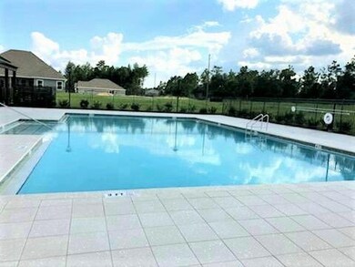 Beautiful Community Pool & Cabana