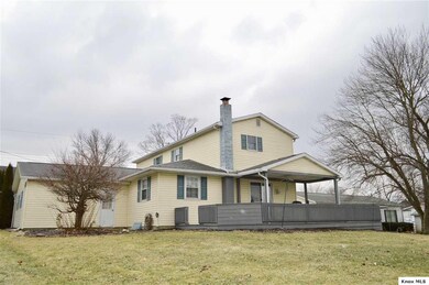 216 Plum St, Danville, OH 43014 - photo 2