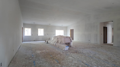 3 bed 4 bath house on 30 acres003