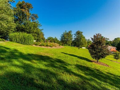 11 Bowman Dr, Asheville, NC 28806 - photo 3