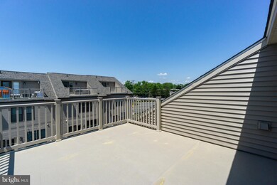 3753 Signal Knob Ct, Falls Church, VA 22041 - photo 6