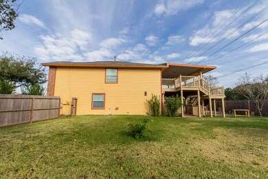 7703 Cloverlake Ct, Houston, TX 77040 - photo 5