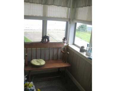 217 Washington St unit 1, Holliston, MA 01746 - photo 2