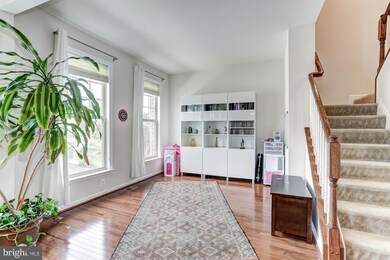 42720 Ogilvie Square, Ashburn, VA 20148 - photo 5