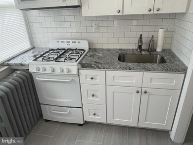 8 Montgomery Ave unit 2F, Glenside, PA 19038 - photo 5