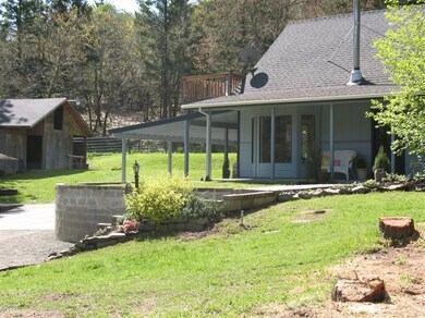 377 Johnson Dr, Grants Pass, OR 97527 - photo 3