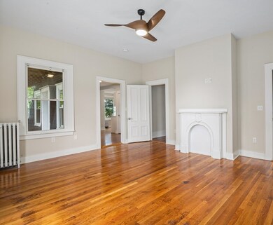 35 Oak Ave unit 2, Worcester, MA 01605 - photo 3