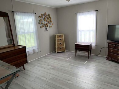 12100 Seminole Blvd unit 339, Largo, FL 33778 - photo 4