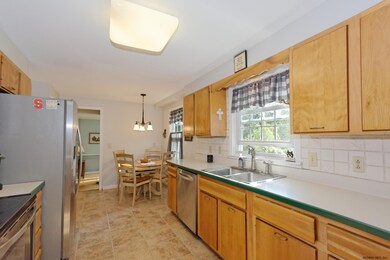 14 Heather Ln, Delmar, NY 12054 - photo 7