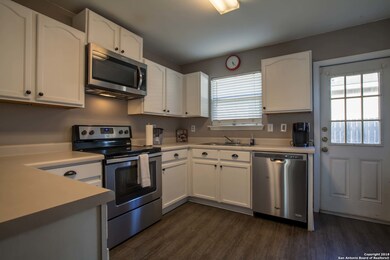 10735 N Shaenridge, San Antonio, TX 78254 - photo 7