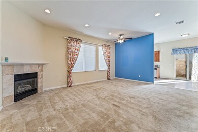 14724 Forest Edge Dr, Sylmar, CA 91342 - photo 4