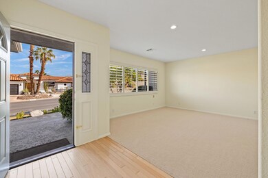 Formal Living Room/Den