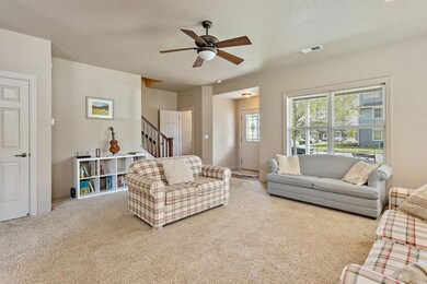 801 N Haskell St, Central Point, OR 97502 - photo 5