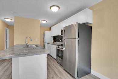 488 Darlene Ln unit D, Glendale Heights, IL 60139 - photo 5