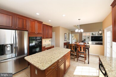 815 Myrtles Way, Perkasie, PA 18944 - photo 3