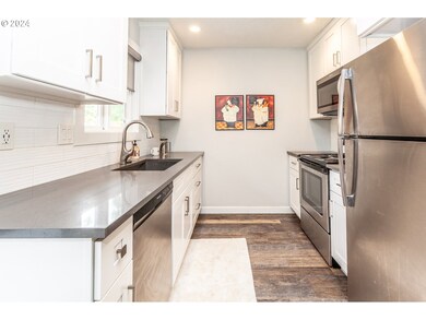 1540 8th St, West Linn, OR 97068 - photo 5