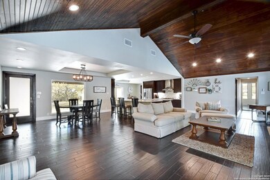 9261 Fox Briar Ln, Boerne, TX 78006 - photo 4