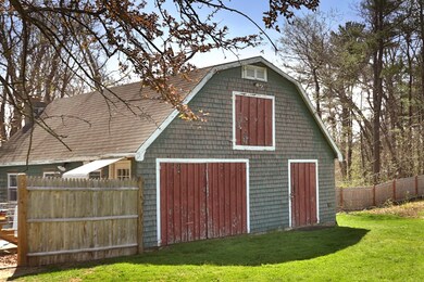 22 Summit Ave, Amesbury, MA 01913 - photo 2