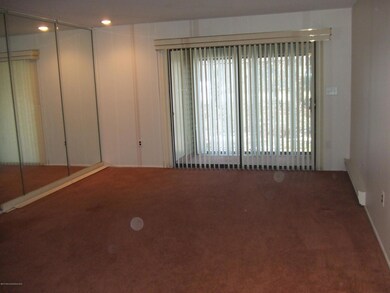 185 Cross Slope Ct unit C, Manalapan, NJ 07726 - photo 6