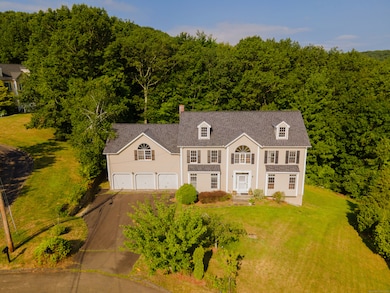 52 Quarry Ln, Hamden, CT 06518 - photo 2