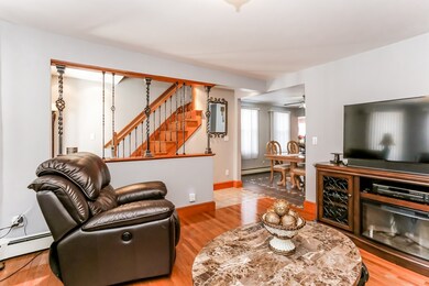 85 Grant St, Fall River, MA 02721 - photo 4