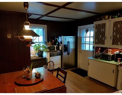 30 Myrtle St, Saugus, MA 01906 - photo 7