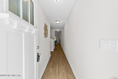 1338 Ellis Rd S, Jacksonville, FL 32205 - photo 3