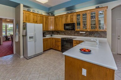 Kitchen 3 2-HDR