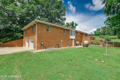 3609 Shamrock Rd-05