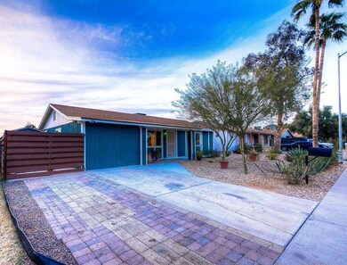 17840 N 34th Ave Front pic